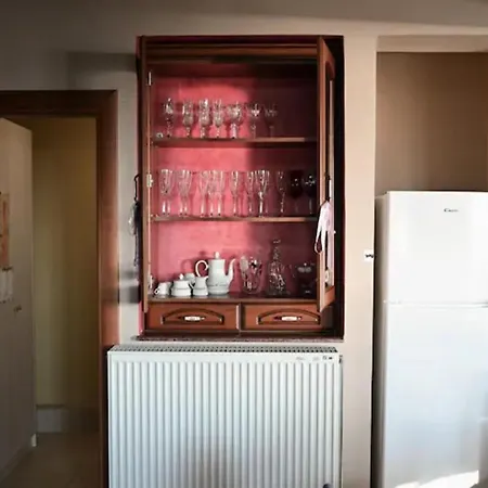 Anastasias * Kastro-Kyllini