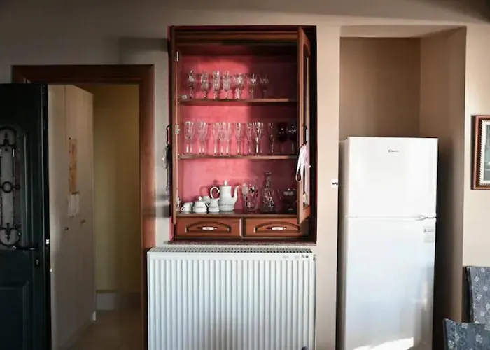 Anastasias * Kastro-Kyllini